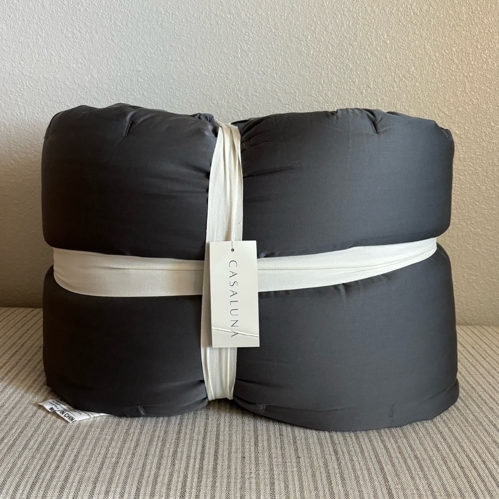 NWT King Rayon from Bamboo Quilt Dark Gray - Casaluna